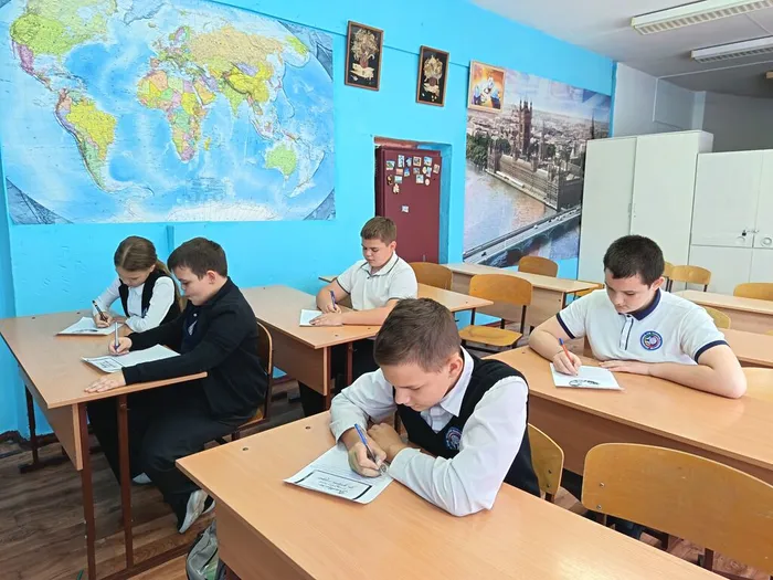 первый учитель  1